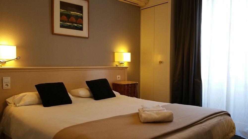 Hotel Raymond 4 Toulouse Exterior foto